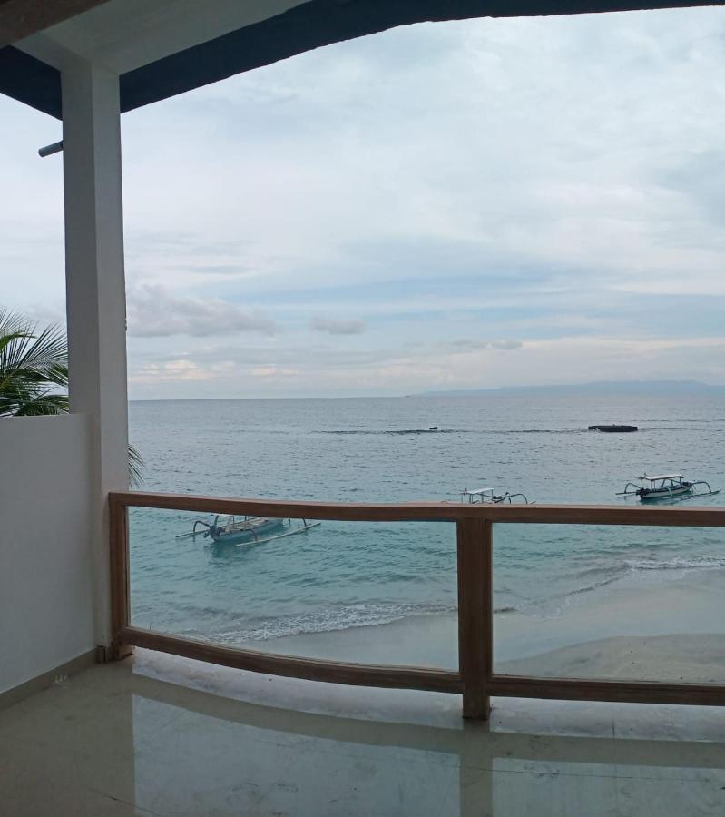 Utama Villas Beach Front Candidasa ภายนอก รูปภาพ