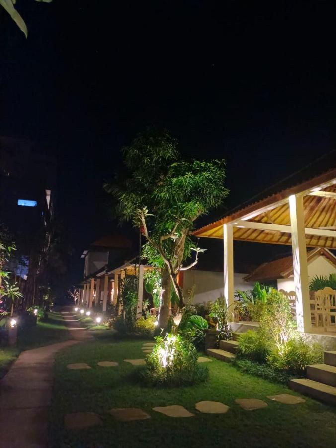 Utama Villas Beach Front Candidasa ภายนอก รูปภาพ