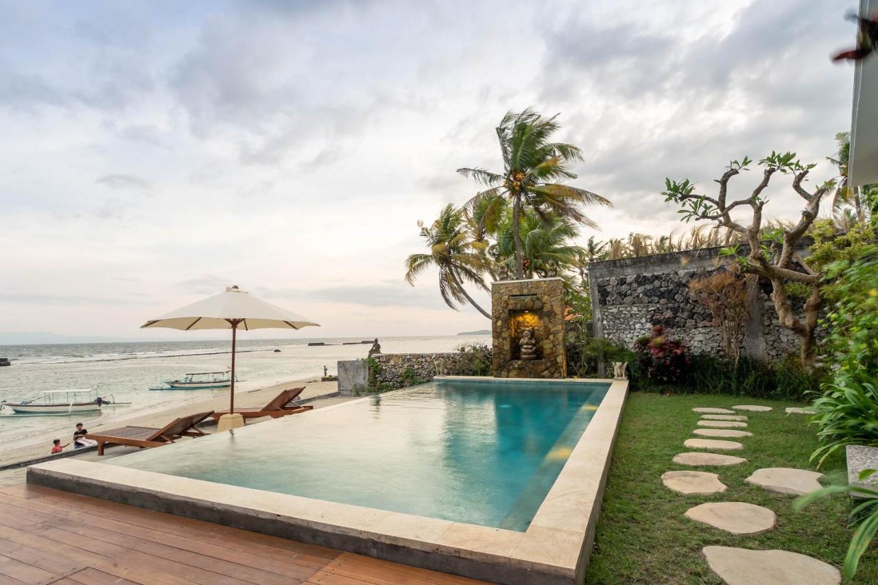 Utama Villas Beach Front Candidasa ภายนอก รูปภาพ