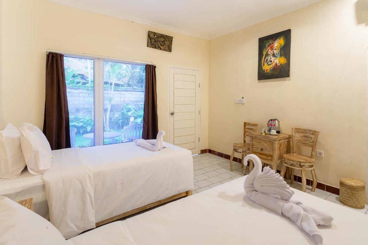 Utama Villas Beach Front Candidasa ภายนอก รูปภาพ