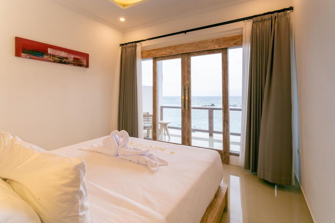 Utama Villas Beach Front Candidasa ภายนอก รูปภาพ