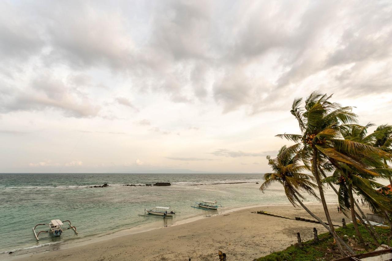 Utama Villas Beach Front Candidasa ภายนอก รูปภาพ