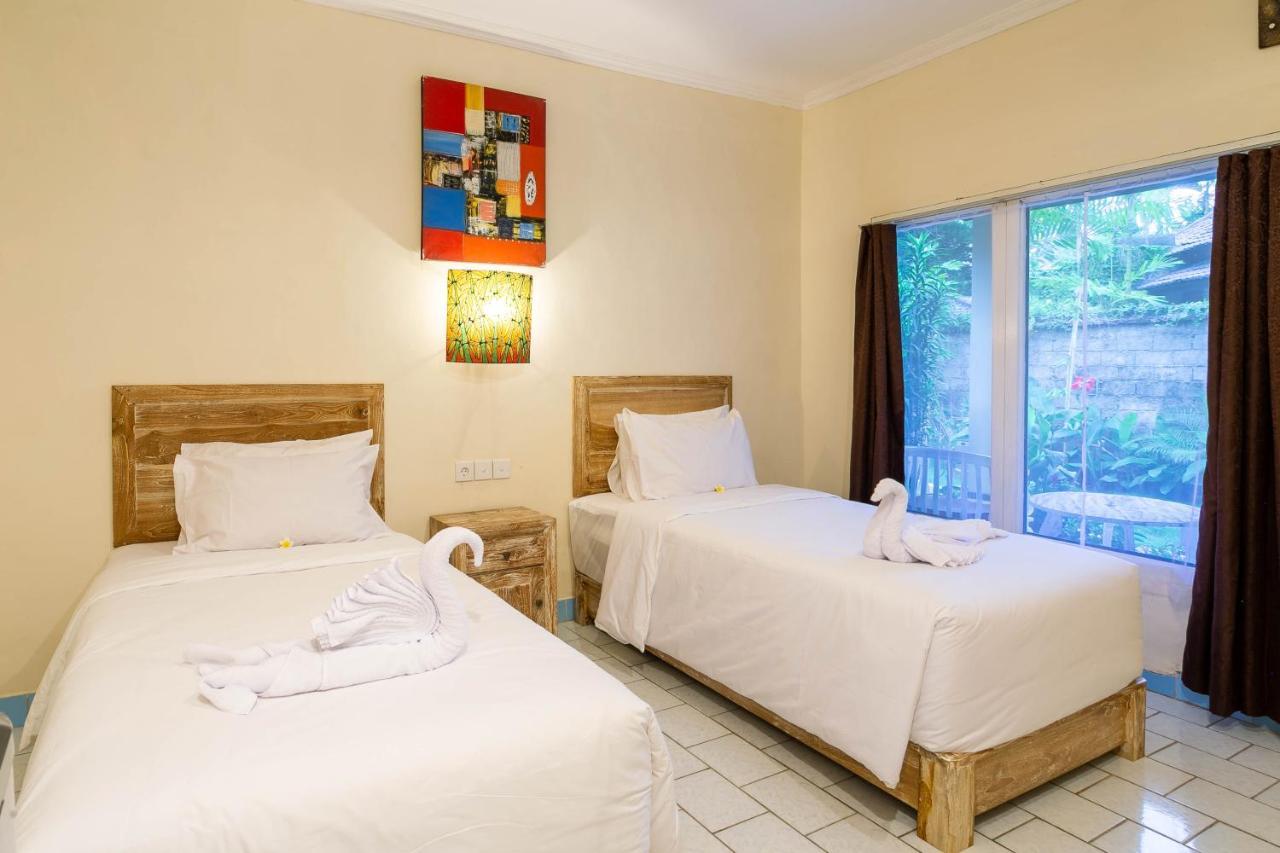 Utama Villas Beach Front Candidasa ภายนอก รูปภาพ