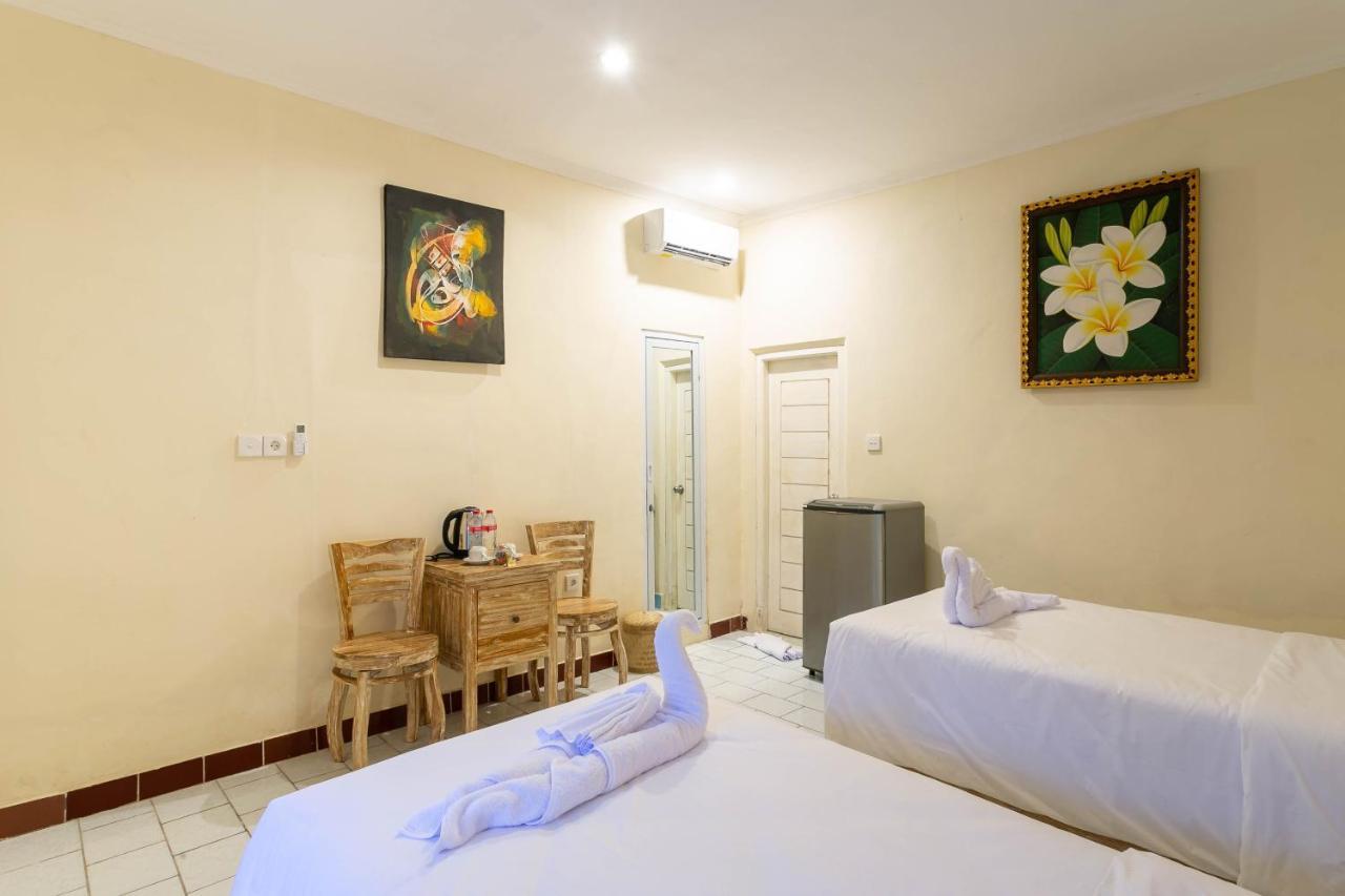 Utama Villas Beach Front Candidasa ภายนอก รูปภาพ